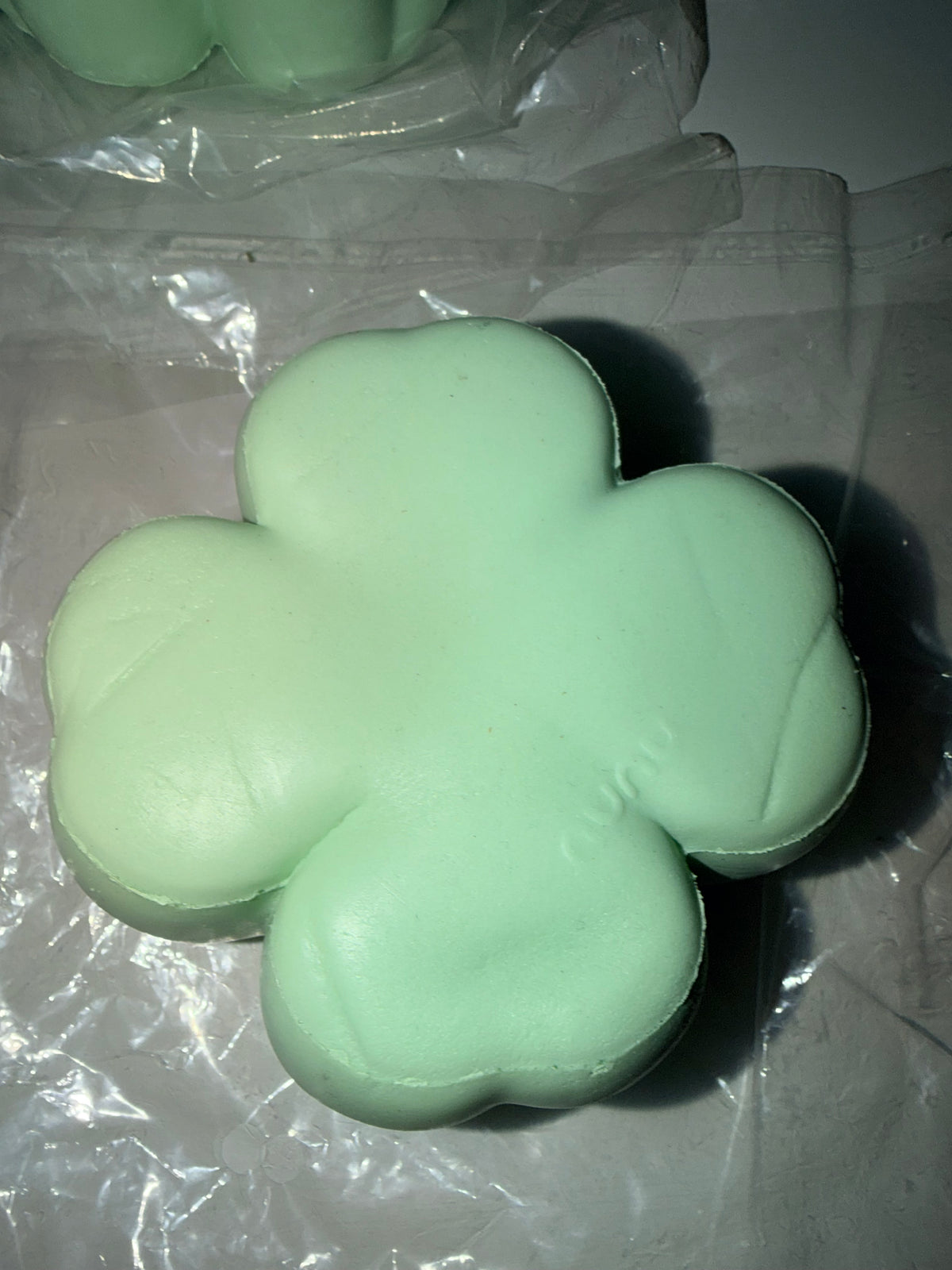 Nunu Four Leaf Clover Squishy (1) - Slight Cosmetic issue/Dented