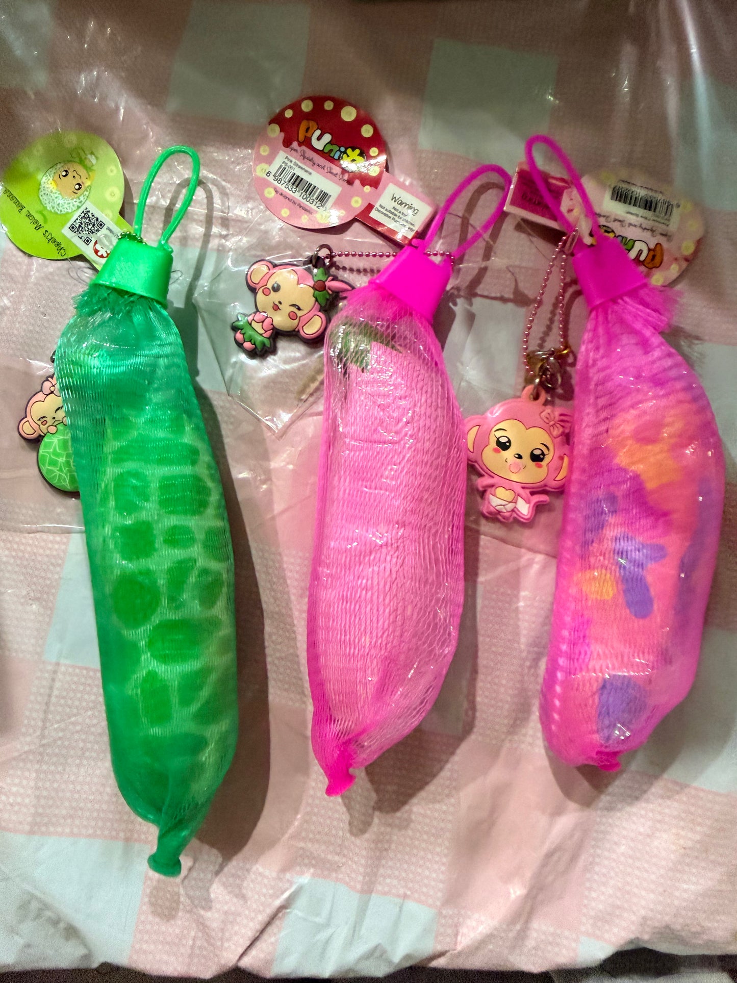 Rare Punimaru Mini Banana Squishy (1)